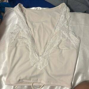 New w/ tags going out top